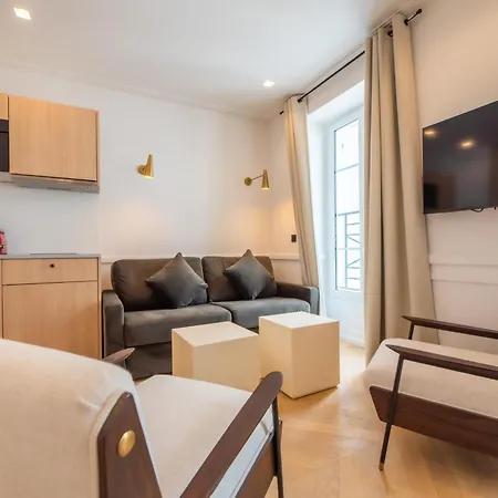 1 Bedroom Flat - Crémieux, Bastille