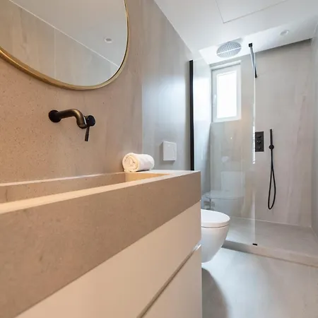 1 Bedroom Flat - Cremieux, Bastille Apartment Paris