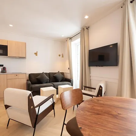 1 Bedroom Flat - Cremieux, Bastille Paris